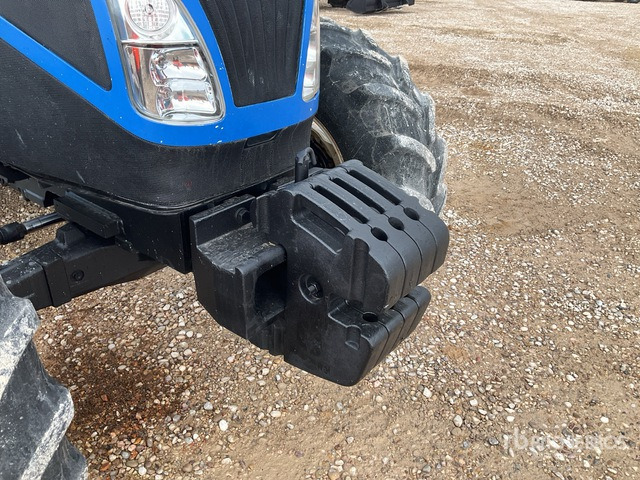 2015 New Holland T4.95 4WD Tractor - Traktor: 4 kép. 2015 New Holland T4.95 4WD Tractor - Traktor: 4 kép.