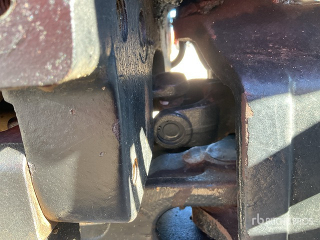 2017 New Holland T4.95F 4WD Tractor - Traktor: 5 kép. 2017 New Holland T4.95F 4WD Tractor - Traktor: 5 kép.