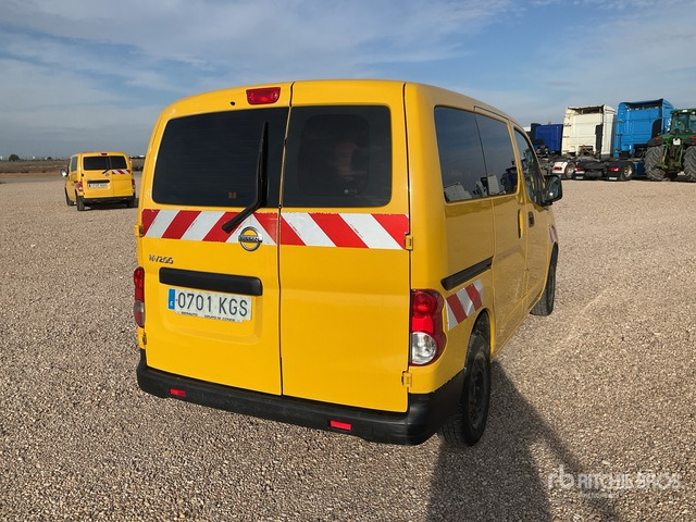 2017 Nissan NV200 City Verso 5 Passenger Van - Minibusz, Kisbusz: 3 kép. 2017 Nissan NV200 City Verso 5 Passenger Van - Minibusz, Kisbusz: 3 kép.