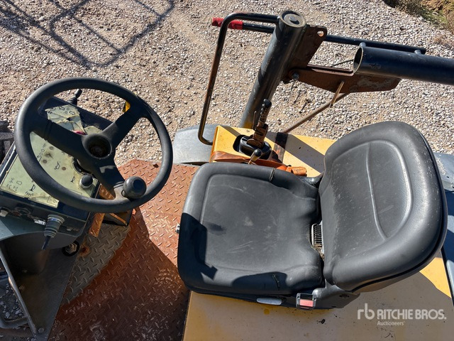 2017 Terex TA3SH 4x4 3 Ton Dumper - Dömper: 4 kép. 2017 Terex TA3SH 4x4 3 Ton Dumper - Dömper: 4 kép.