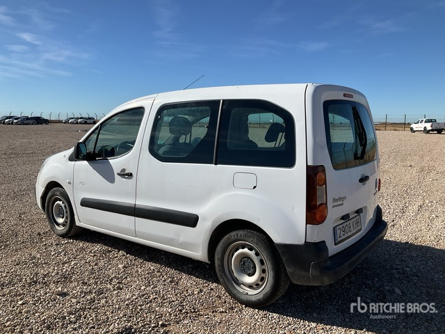 2018 Citroen Berlingo Passenger Van - Minibusz, Kisbusz: 2 kép. 2018 Citroen Berlingo Passenger Van - Minibusz, Kisbusz: 2 kép.