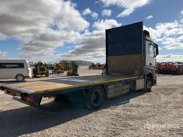 2018 Mercedes-Benz Actros 1846L 4x2 Flatbed Truck - Platós teherautó: 4 kép. 2018 Mercedes-Benz Actros 1846L 4x2 Flatbed Truck - Platós teherautó: 4 kép.