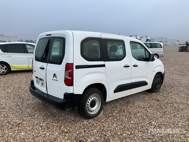 2019 Citroen Berlingo Passenger Van - Minibusz, Kisbusz: 3 kép. 2019 Citroen Berlingo Passenger Van - Minibusz, Kisbusz: 3 kép.