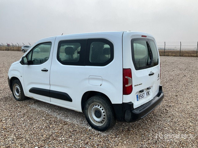2019 Citroen Berlingo Passenger Van - Minibusz, Kisbusz: 4 kép. 2019 Citroen Berlingo Passenger Van - Minibusz, Kisbusz: 4 kép.