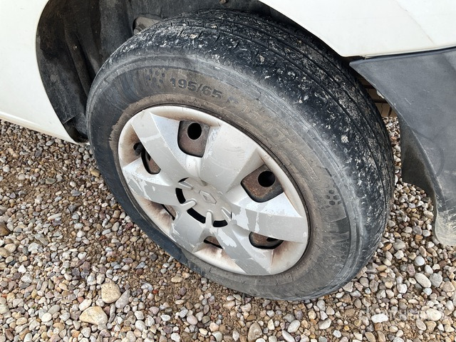 2019 Renault Kangoo Combi Passenger Van - Minibusz, Kisbusz: 3 kép. 2019 Renault Kangoo Combi Passenger Van - Minibusz, Kisbusz: 3 kép.