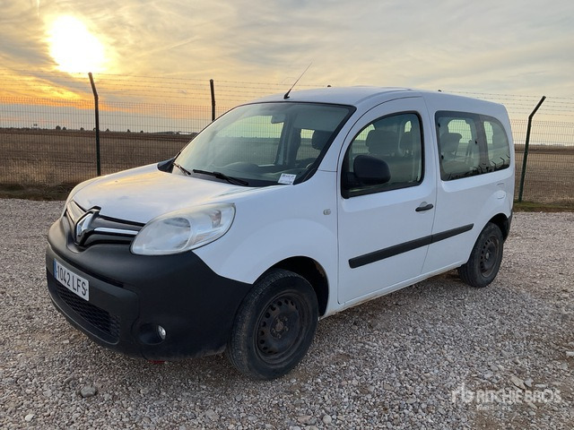 2019 Renault Kangoo Passenger Van - Minibusz, Kisbusz: 2 kép. 2019 Renault Kangoo Passenger Van - Minibusz, Kisbusz: 2 kép.