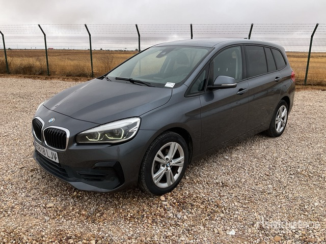 2020 BMW 216 Automobile - Autó: 1 kép. 2020 BMW 216 Automobile - Autó: 1 kép.