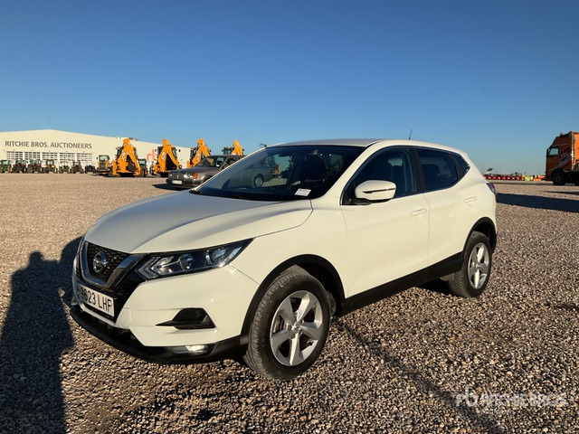 2020 Nissan Qashqai Automobile - Terepjáró/ SUV: 2 kép. 2020 Nissan Qashqai Automobile - Terepjáró/ SUV: 2 kép.