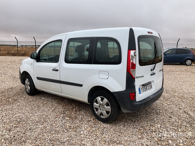 2020 Renault Kangoo 2020 Renault Kangoo Combi Passenger Van Passenger Van - Minibusz, Kisbusz: 3 kép. 2020 Renault Kangoo 2020 Renault Kangoo Combi Passenger Van Passenger Van - Minibusz, Kisbusz: 3 kép.