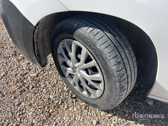 2021 Citroen Berlingo Passenger Van - Minibusz, Kisbusz: 4 kép. 2021 Citroen Berlingo Passenger Van - Minibusz, Kisbusz: 4 kép.