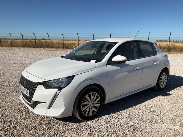 2021 Peugeot 208 1.5 BLUEHDI Automobile - Autó: 2 kép. 2021 Peugeot 208 1.5 BLUEHDI Automobile - Autó: 2 kép.