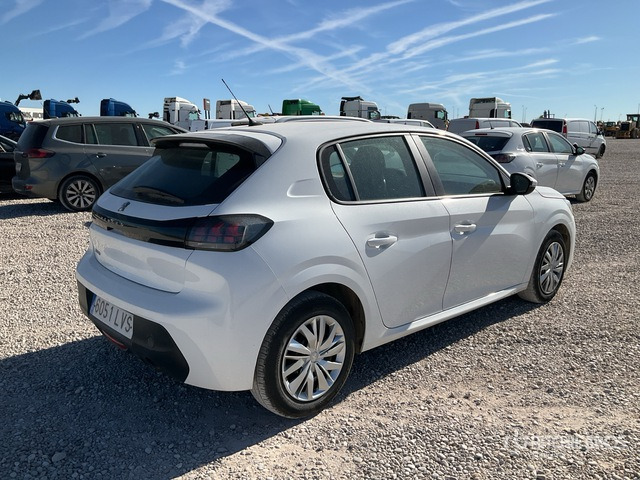 2021 Peugeot 208 1.5 BLUEHDI Automobile - Autó: 3 kép. 2021 Peugeot 208 1.5 BLUEHDI Automobile - Autó: 3 kép.