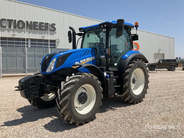 2023 New Holland T6.145 4WD Tractor - Traktor: 2 kép. 2023 New Holland T6.145 4WD Tractor - Traktor: 2 kép.