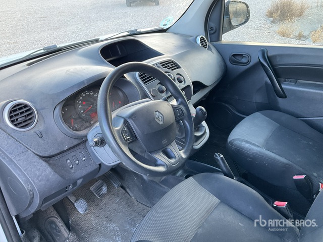 2019 Renault Kangoo Combi Cargo Van - Kisteherautó: 5 kép. 2019 Renault Kangoo Combi Cargo Van - Kisteherautó: 5 kép.