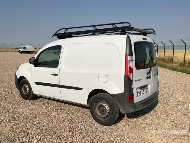 2021 Renault Kangoo Cargo Van - Kisteherautó: 2 kép. 2021 Renault Kangoo Cargo Van - Kisteherautó: 2 kép.
