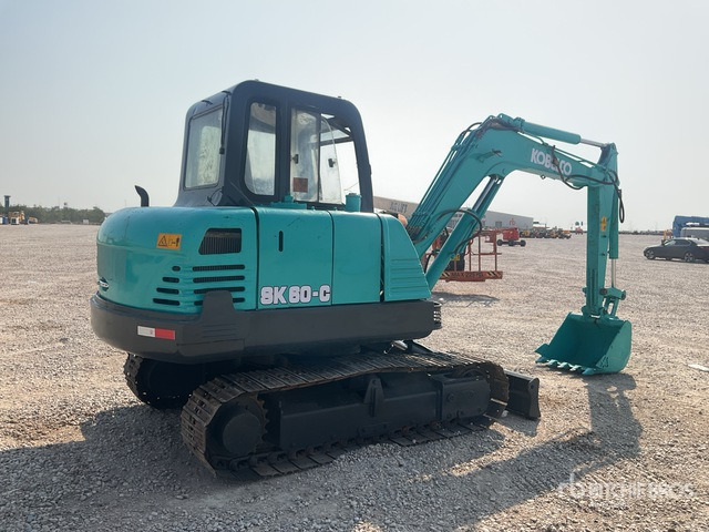 Kobelco SK60-C Tracked Excavator - Lánctalpas kotró: 4 kép. Kobelco SK60-C Tracked Excavator - Lánctalpas kotró: 4 kép.