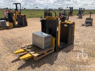 YALE MO10L Electric - Kézi raklapemelő: 1 kép. YALE MO10L Electric - Kézi raklapemelő: 1 kép.
