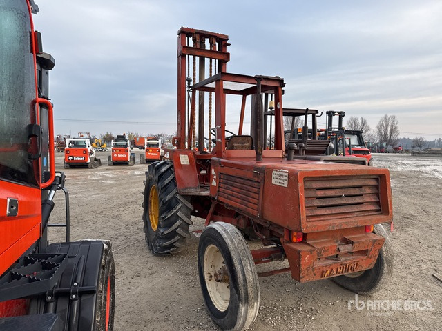 1994 Manitou MB25G Rough Terrain Forklift - Terepjáró képességű targoncá: 3 kép. 1994 Manitou MB25G Rough Terrain Forklift - Terepjáró képességű targoncá: 3 kép.
