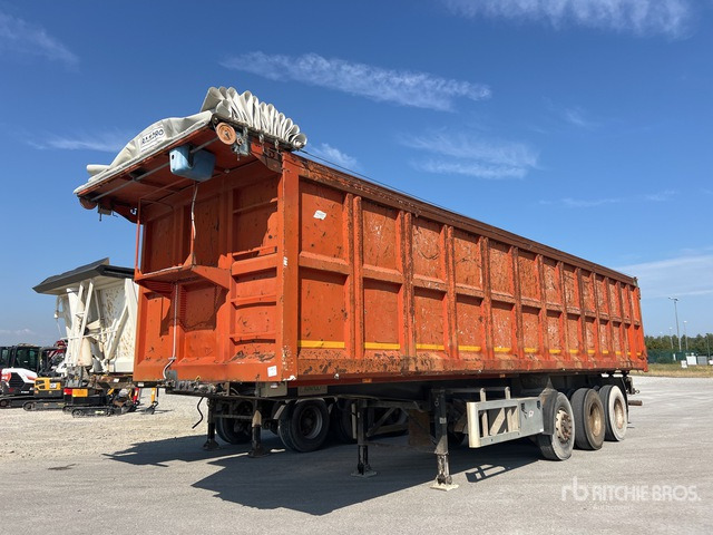 1998 Adamoli S37RP110 End Dump Trailer - Szárzúzó/ Mulcsozó: 1 kép. 1998 Adamoli S37RP110 End Dump Trailer - Szárzúzó/ Mulcsozó: 1 kép.