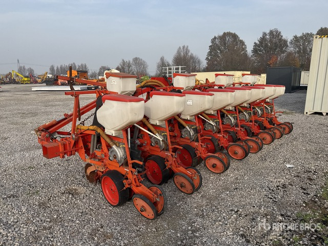 1999 Gaspardo MTI F Air Seeder - Szemenkénti vetőgép: 2 kép. 1999 Gaspardo MTI F Air Seeder - Szemenkénti vetőgép: 2 kép.
