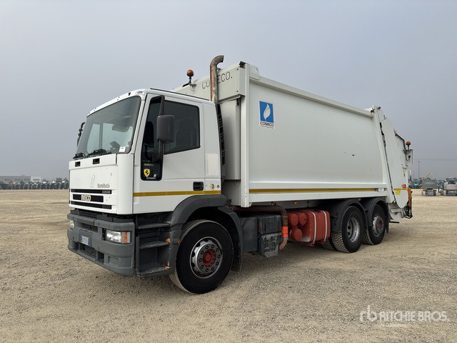 2002 Iveco Eurotech 6x2 Waste Collection Truck - Szemetesautó: 1 kép. 2002 Iveco Eurotech 6x2 Waste Collection Truck - Szemetesautó: 1 kép.