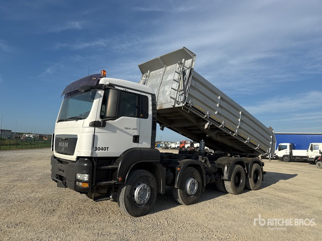 2007 MAN TGA33.430 8x4 Tri/A Dump Truck - Billenőplatós teherautó: 1 kép. 2007 MAN TGA33.430 8x4 Tri/A Dump Truck - Billenőplatós teherautó: 1 kép.