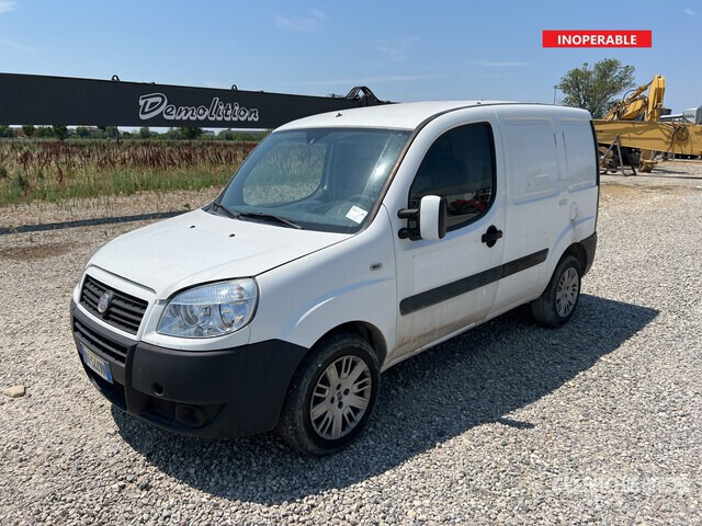 2008 Fiat Doblo (Inoperable) Van Truck - Furgon: 2 kép. 2008 Fiat Doblo (Inoperable) Van Truck - Furgon: 2 kép.