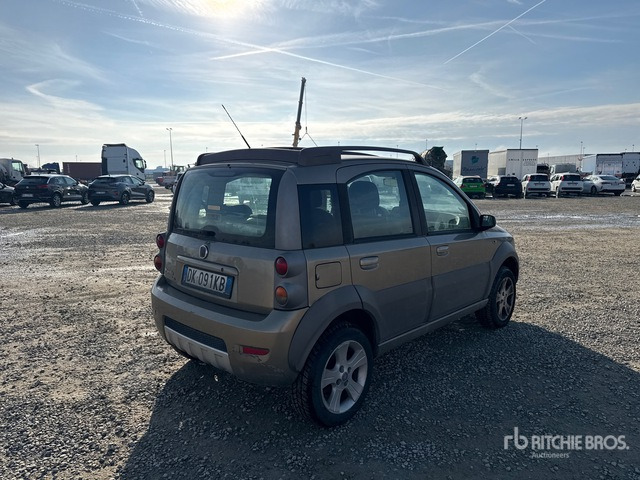 2008 Fiat Panda Automobile - Autó: 3 kép. 2008 Fiat Panda Automobile - Autó: 3 kép.