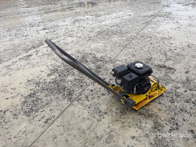 2009 Wacker Neuson VP1135A Vibratory Plate Compactor - Lapvibrátor: 2 kép. 2009 Wacker Neuson VP1135A Vibratory Plate Compactor - Lapvibrátor: 2 kép.