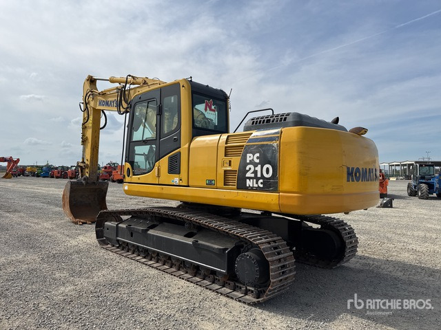 2011 Komatsu PC210NLC-8 Escavatore cingolato - Lánctalpas kotró: 3 kép. 2011 Komatsu PC210NLC-8 Escavatore cingolato - Lánctalpas kotró: 3 kép.