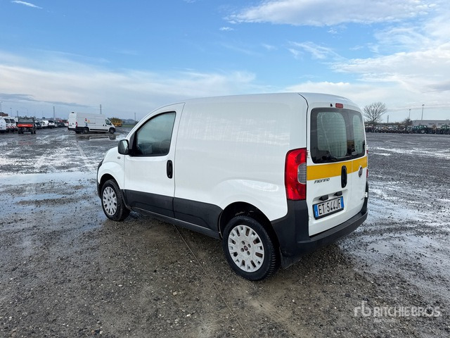2013 Fiat Fiorino Automobile - Dobozos felépítményű teherautó: 3 kép. 2013 Fiat Fiorino Automobile - Dobozos felépítményű teherautó: 3 kép.