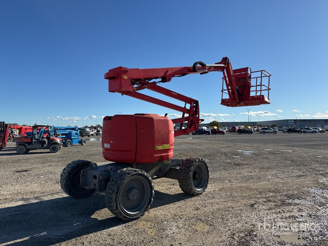 2013 Genie Z4525J Diesel Articulating Boom Lift - Személyemelő: 4 kép. 2013 Genie Z4525J Diesel Articulating Boom Lift - Személyemelő: 4 kép.