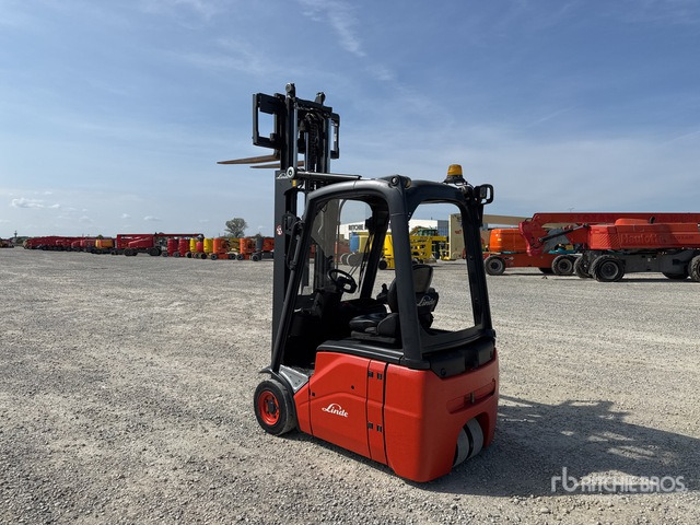 2014 Linde E16C-01 1600 kg Electric Forklift - Elektromos targonca: 4 kép. 2014 Linde E16C-01 1600 kg Electric Forklift - Elektromos targonca: 4 kép.