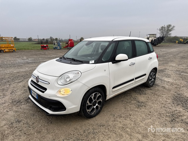 2017 Fiat 500L Automobile - Autó: 1 kép. 2017 Fiat 500L Automobile - Autó: 1 kép.