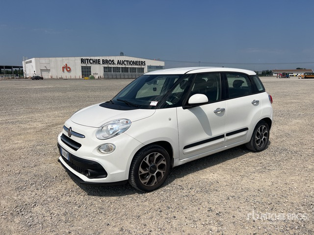 2017 Fiat 500L Autovettura - Autó: 2 kép. 2017 Fiat 500L Autovettura - Autó: 2 kép.