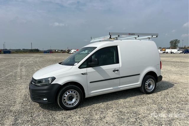 2017 Volkswagen Caddy 2.0 TDI 122CV 4MOTION VAN E6 Van Truck - Kis furgon: 2 kép. 2017 Volkswagen Caddy 2.0 TDI 122CV 4MOTION VAN E6 Van Truck - Kis furgon: 2 kép.