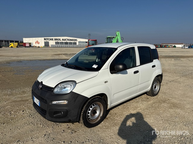 2018 Fiat Panda 1.2 69CV VAN EURO 6DT POP Van Truck - Dobozos felépítményű teherautó: 1 kép. 2018 Fiat Panda 1.2 69CV VAN EURO 6DT POP Van Truck - Dobozos felépítményű teherautó: 1 kép.