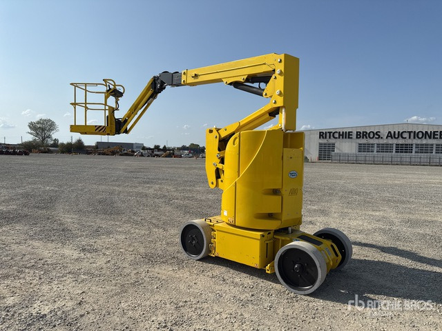 2020 Airo A 12 JE Electric Articulating Boom Lift - Személyemelő: 3 kép. 2020 Airo A 12 JE Electric Articulating Boom Lift - Személyemelő: 3 kép.