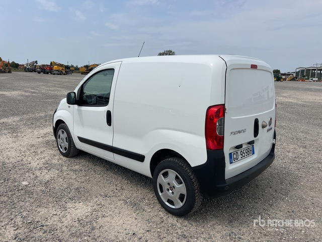 2020 Fiat Fiorino Autocarro furgonato - Kis furgon: 4 kép. 2020 Fiat Fiorino Autocarro furgonato - Kis furgon: 4 kép.