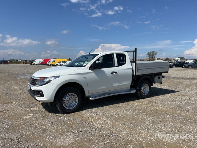2020 Fiat Fullback 4x4 Extended Cab 2.4 154CV SX 4X4 Flatbed Truck - Platós kisteherautó: 1 kép. 2020 Fiat Fullback 4x4 Extended Cab 2.4 154CV SX 4X4 Flatbed Truck - Platós kisteherautó: 1 kép.