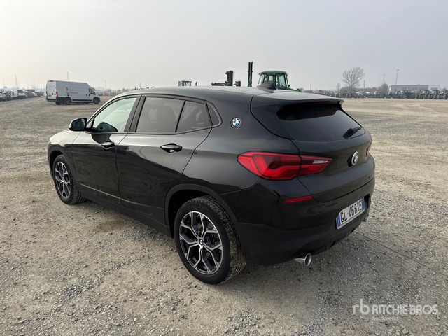 2022 BMW X2 SUV - Terepjáró/ SUV: 3 kép. 2022 BMW X2 SUV - Terepjáró/ SUV: 3 kép.