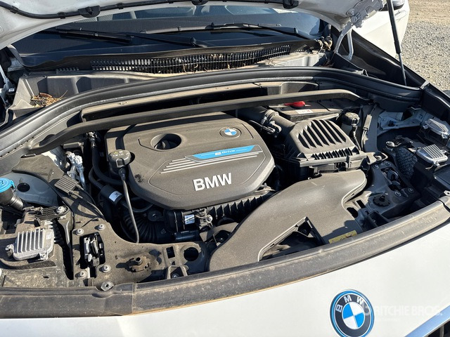 2022 BMW X2 XDRIVE 25E BUSINESS X AUTO SUV - Terepjáró/ SUV: 5 kép. 2022 BMW X2 XDRIVE 25E BUSINESS X AUTO SUV - Terepjáró/ SUV: 5 kép.