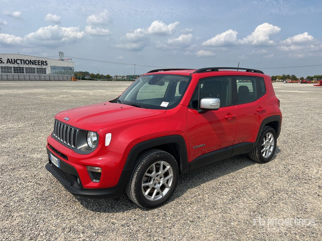 2022 Jeep Renegade Hybrid 4Xe SUV - Terepjáró/ SUV: 1 kép. 2022 Jeep Renegade Hybrid 4Xe SUV - Terepjáró/ SUV: 1 kép.