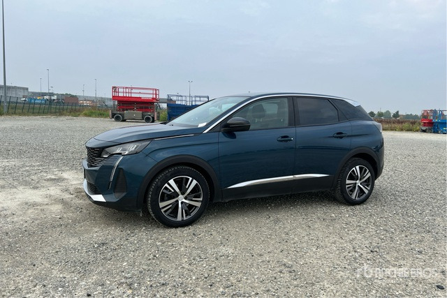 2022 Peugeot 3008 BLUEHDI 130 SeS ALLURE SUV - Terepjáró/ SUV: 1 kép. 2022 Peugeot 3008 BLUEHDI 130 SeS ALLURE SUV - Terepjáró/ SUV: 1 kép.
