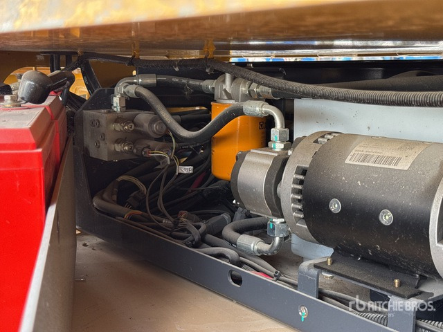 2022 XCMG XG1008AC Electric Scissor Lift - Ollós emelő: 5 kép. 2022 XCMG XG1008AC Electric Scissor Lift - Ollós emelő: 5 kép.