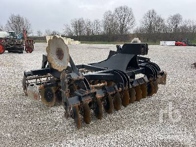 AGRO-CHLOPECKI 300 - Kultivátor: 4 kép. AGRO-CHLOPECKI 300 - Kultivátor: 4 kép.