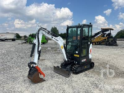 BOBCAT E20Z - Minikotró: 1 kép. BOBCAT E20Z - Minikotró: 1 kép.