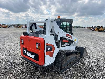 BOBCAT T590 High Flow - Kompakt lánctalpas rakodó: 3 kép. BOBCAT T590 High Flow - Kompakt lánctalpas rakodó: 3 kép.