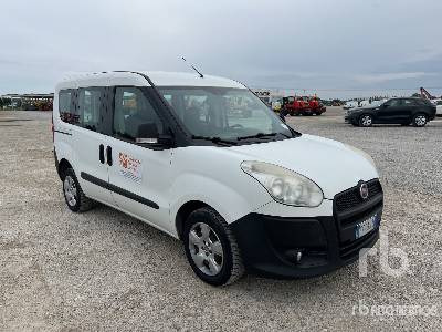 FIAT DOBLO - Autó: 4 kép. FIAT DOBLO - Autó: 4 kép.
