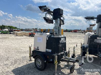 GENERAC V20 - Világító állvány: 4 kép. GENERAC V20 - Világító állvány: 4 kép.